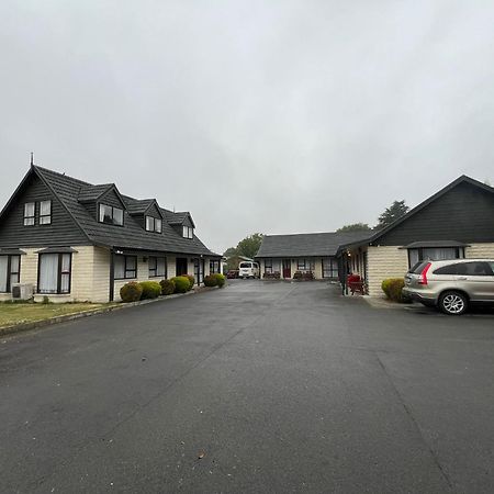 Academy Lodge Motel Ashburton Exterior foto